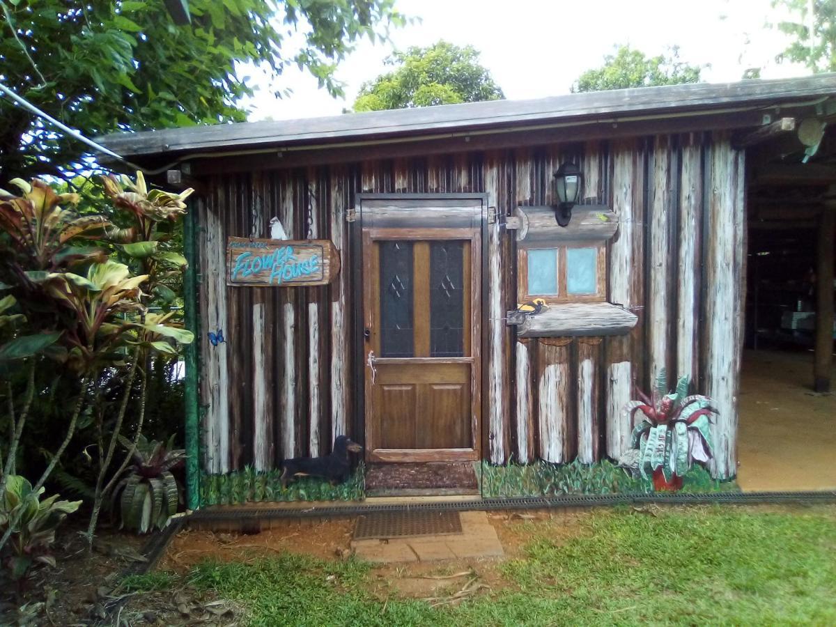 Mena Creek Flower House Kültér fotó